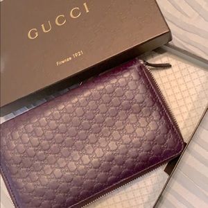 Gucci wallet Guccissima GG leather zip wallet PLUM